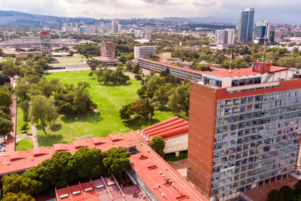 casa en zona universitaria